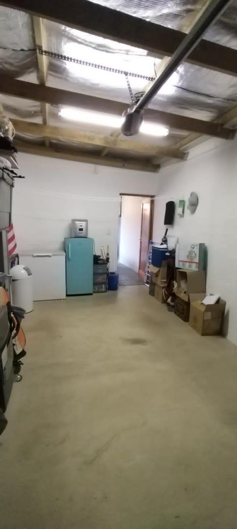 To Let 3 Bedroom Property for Rent in Langeberg Heights Western Cape